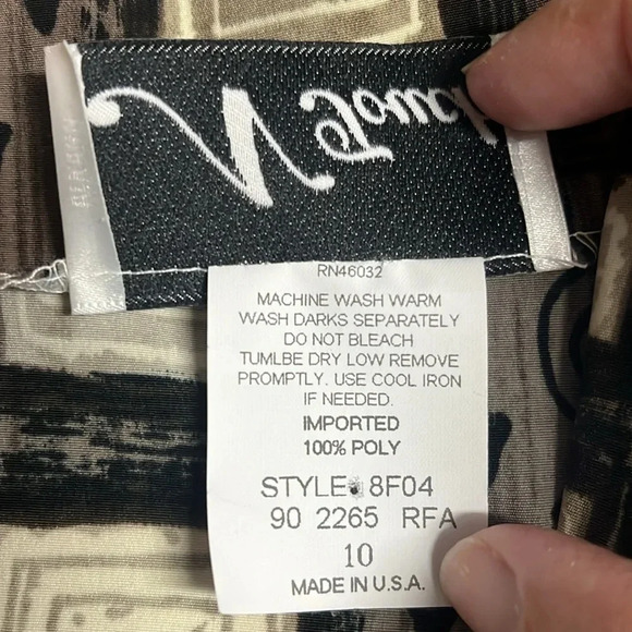 N Touch geometric blazer lightweight size 10 fall jacket pockets front button - Picture 13 of 13